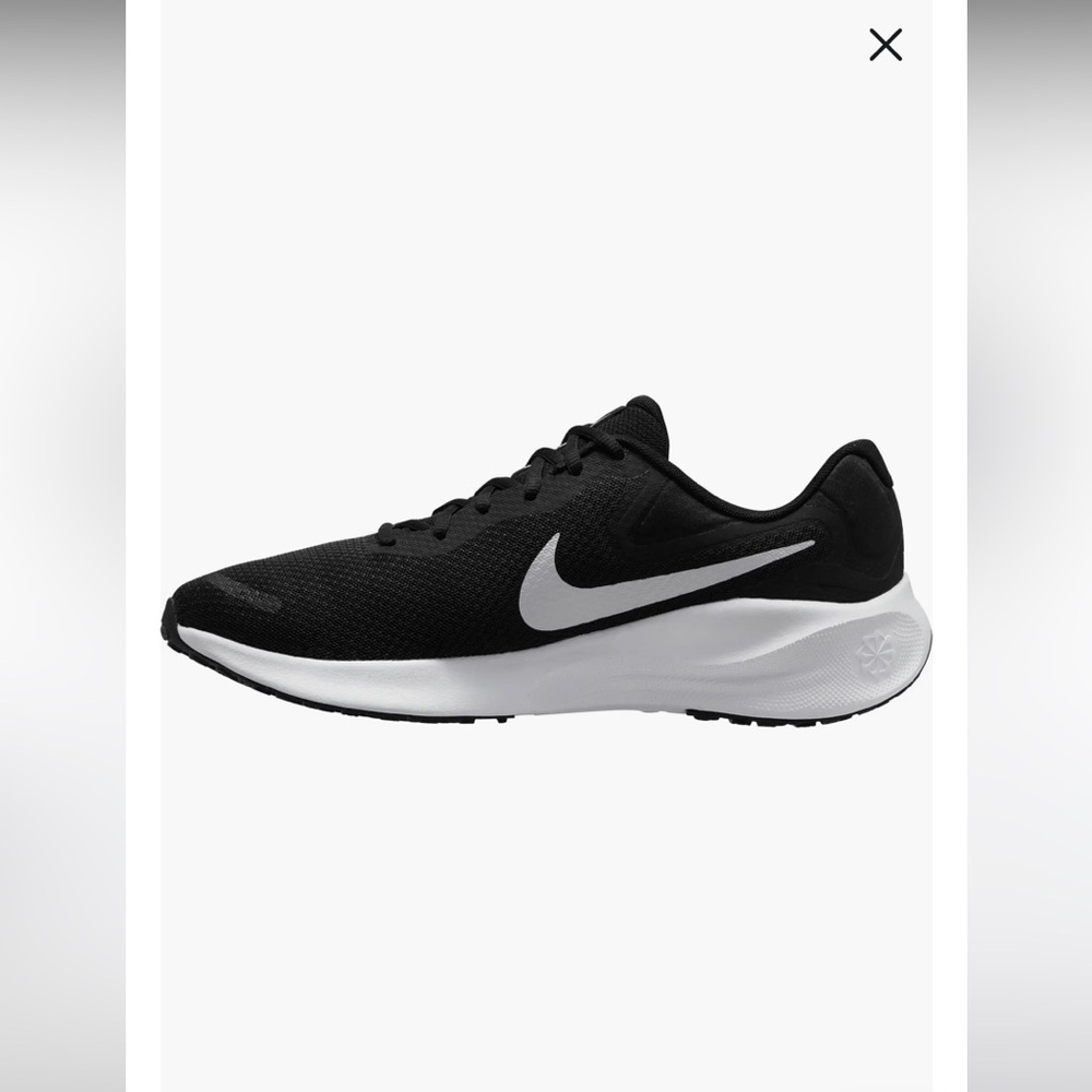 NIB- NIKE Revolution 7 Road Running Sneaker - Extra Wide Width (Men)